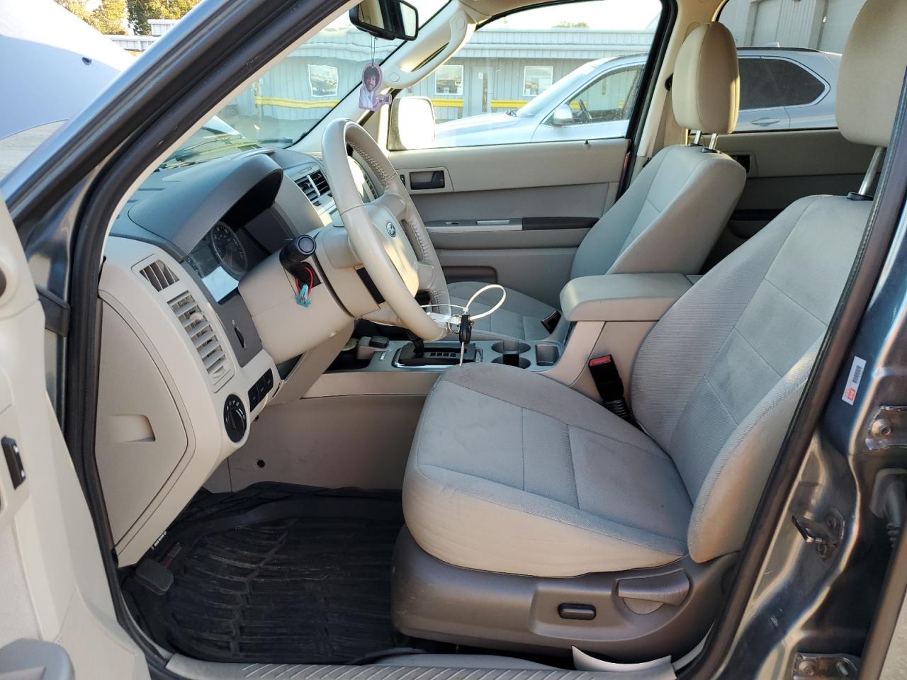 2011 Ford Escape - Image 7