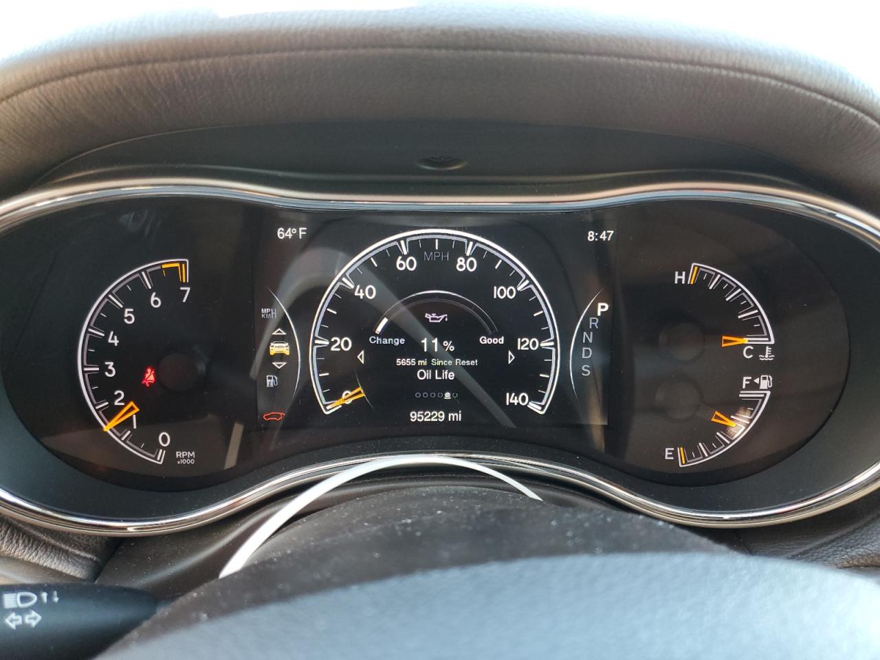 2015 Jeep Grand Cherokee - Image 9