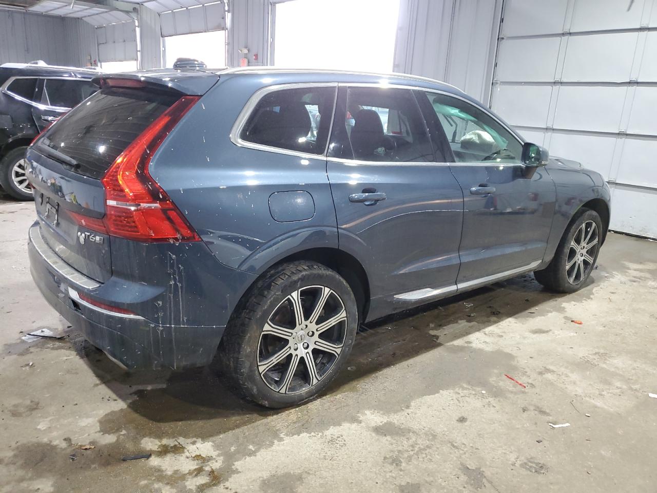 2020 Volvo XC60 - Image 3