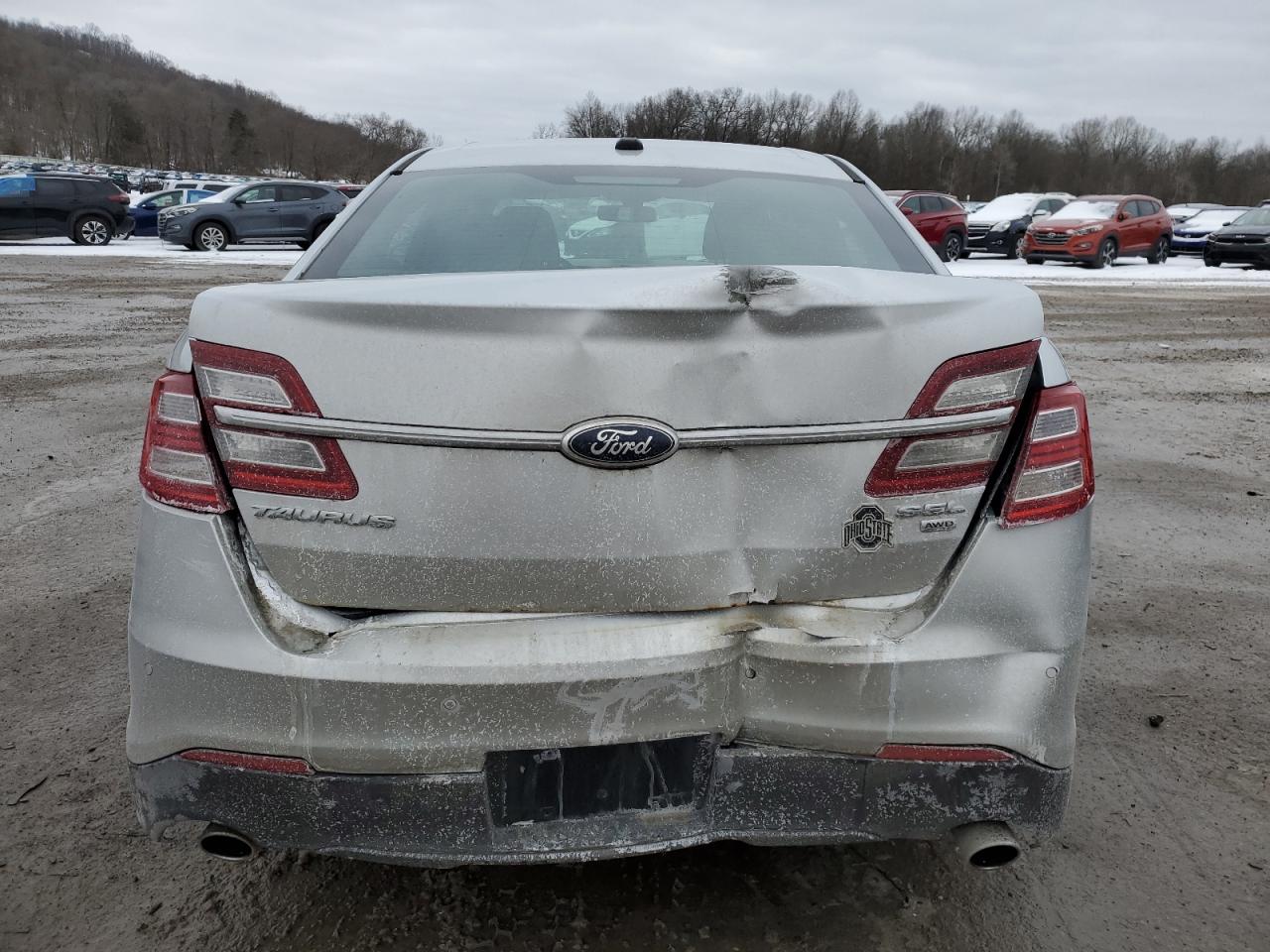 2013 Ford Taurus - Image 6