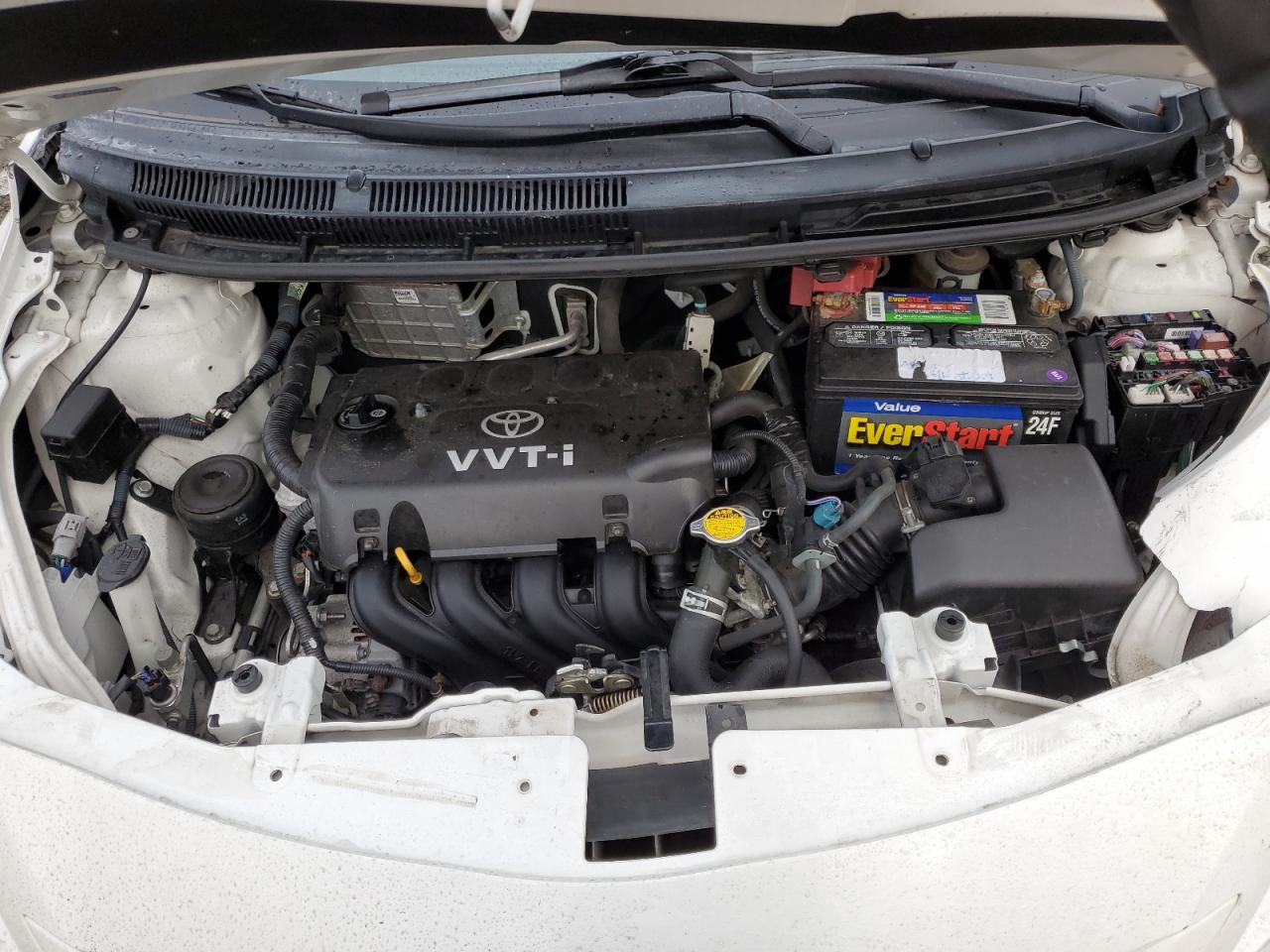 2008 Toyota Yaris - Image 11