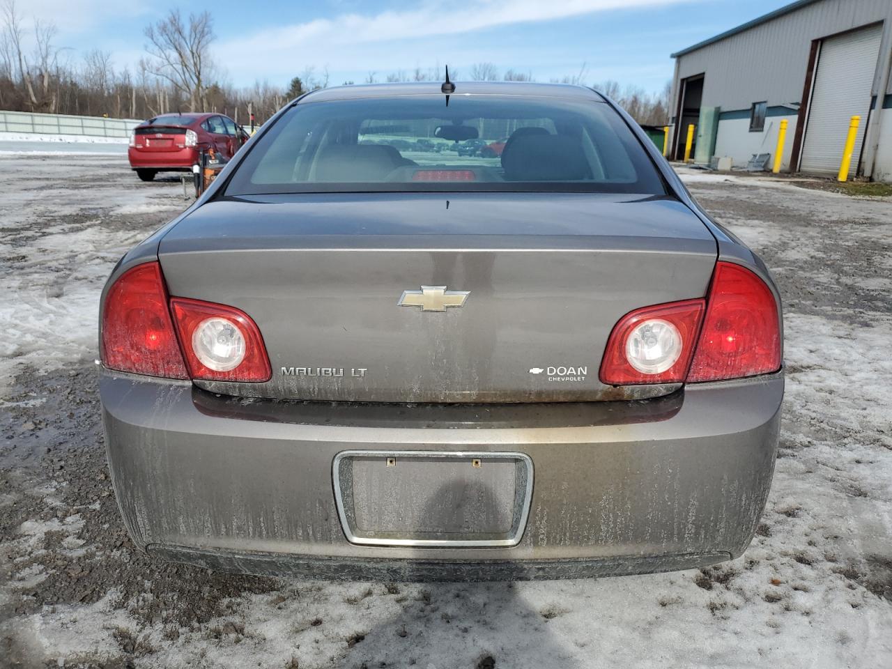 2010 Chevrolet Malibu - Image 6