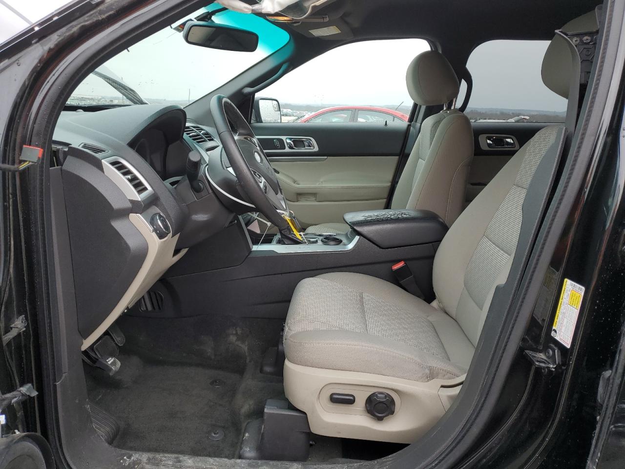 2012 Ford Explorer - Image 7