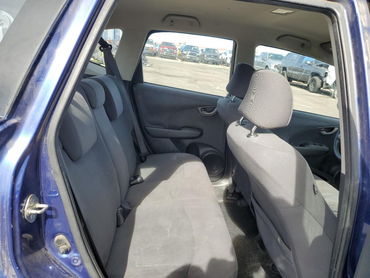 2013 Honda Fit - Image 10