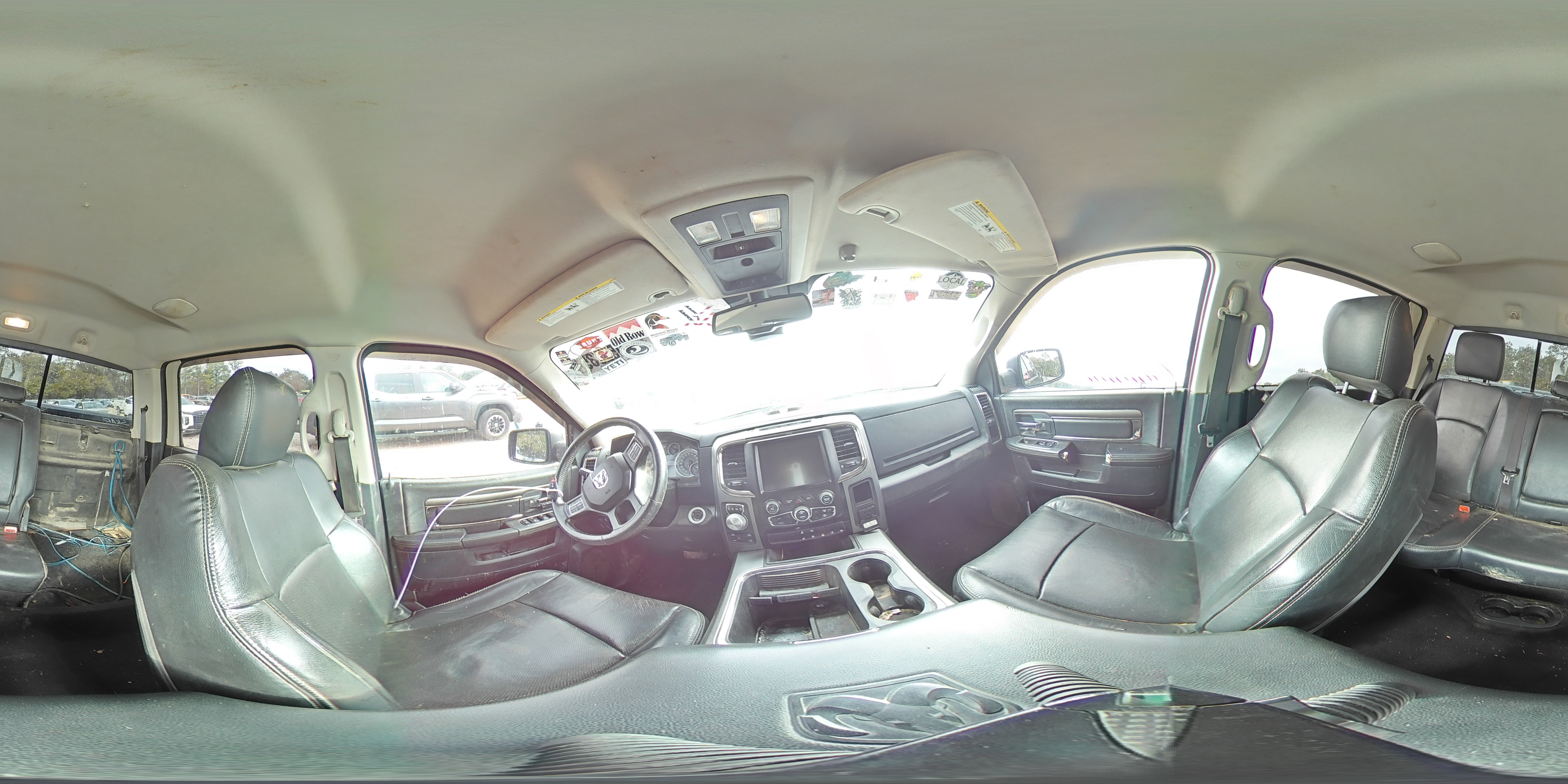 2015 RAM 1500 - Image 13