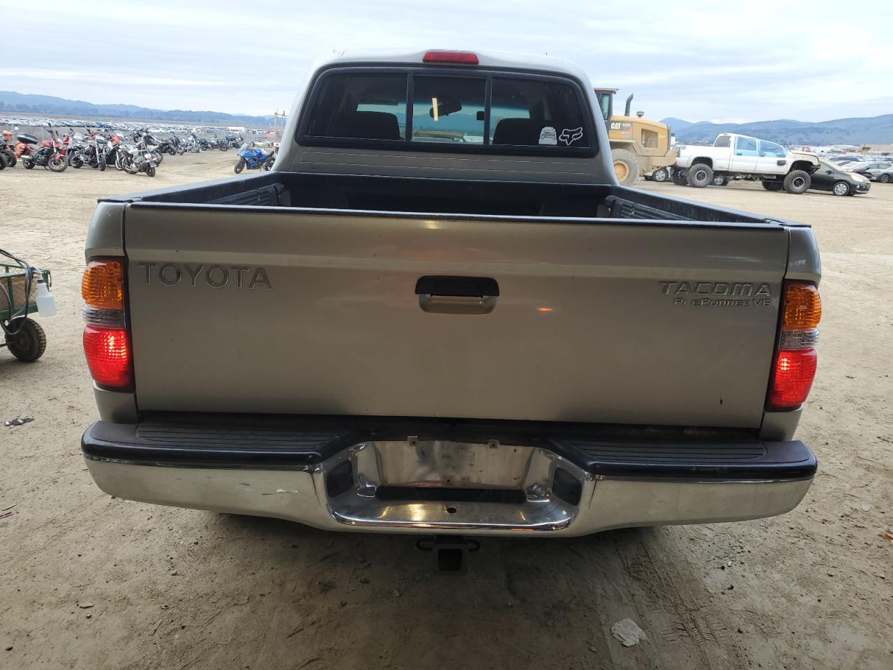 2004 Toyota Tacoma - Image 6