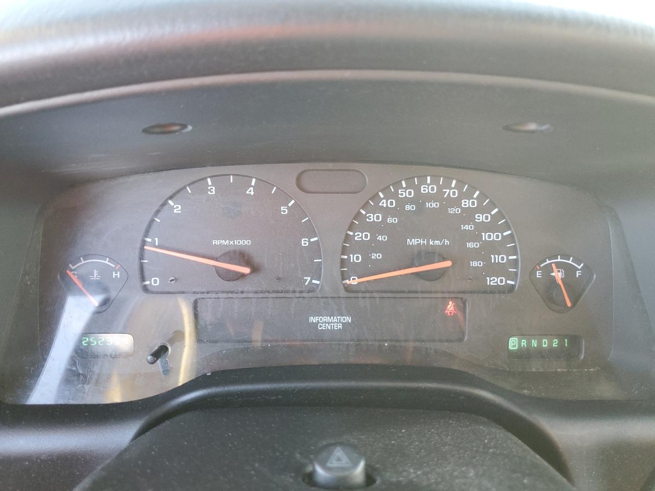 2003 Dodge Dakota - Image 9