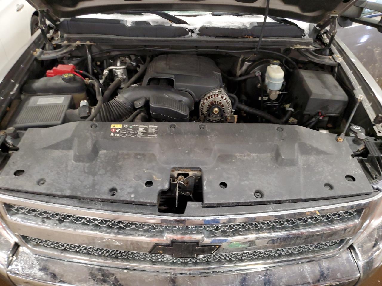 2012 Chevrolet Silverado - Image 11