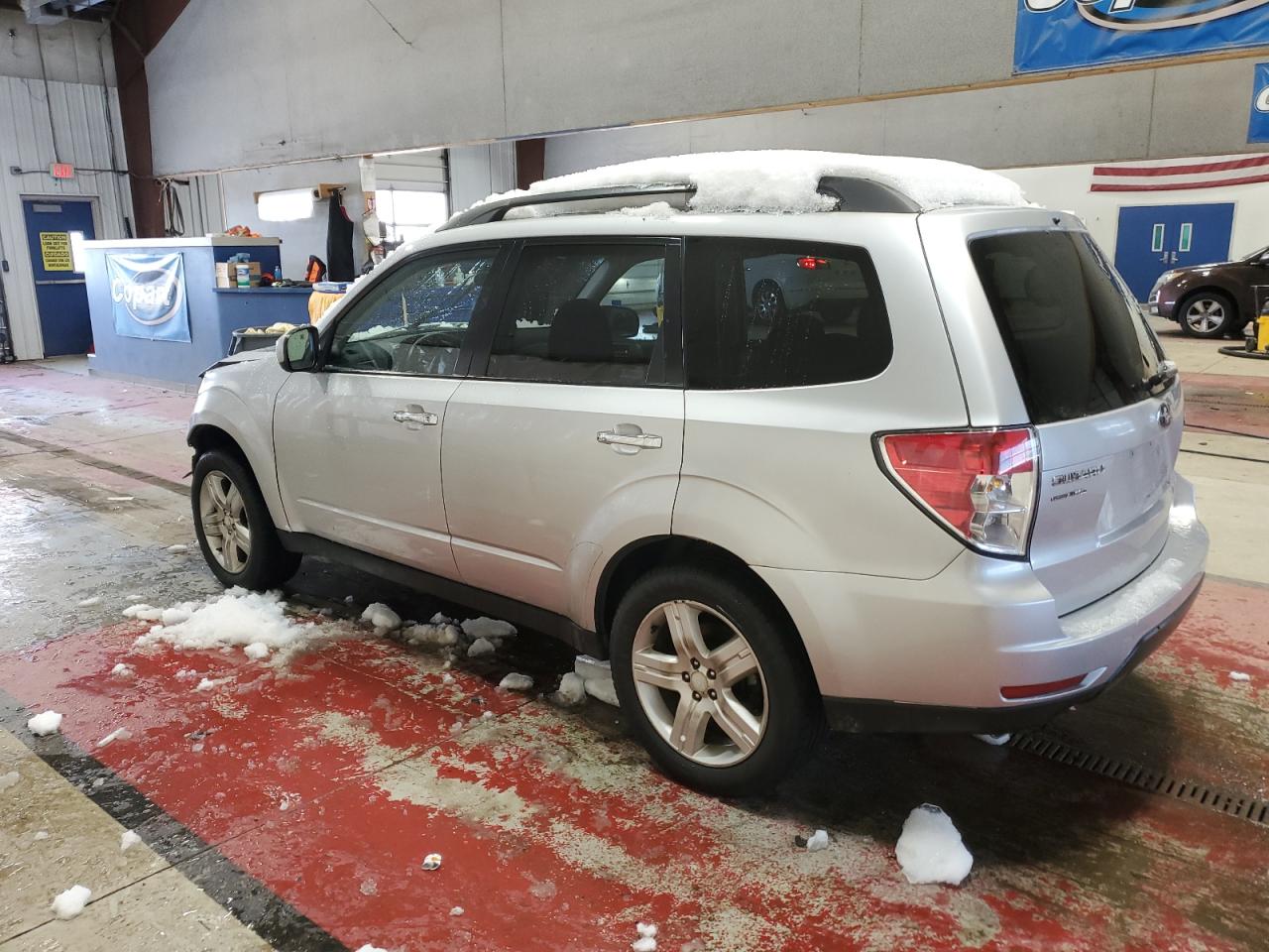 2010 Subaru Forester - Image 2