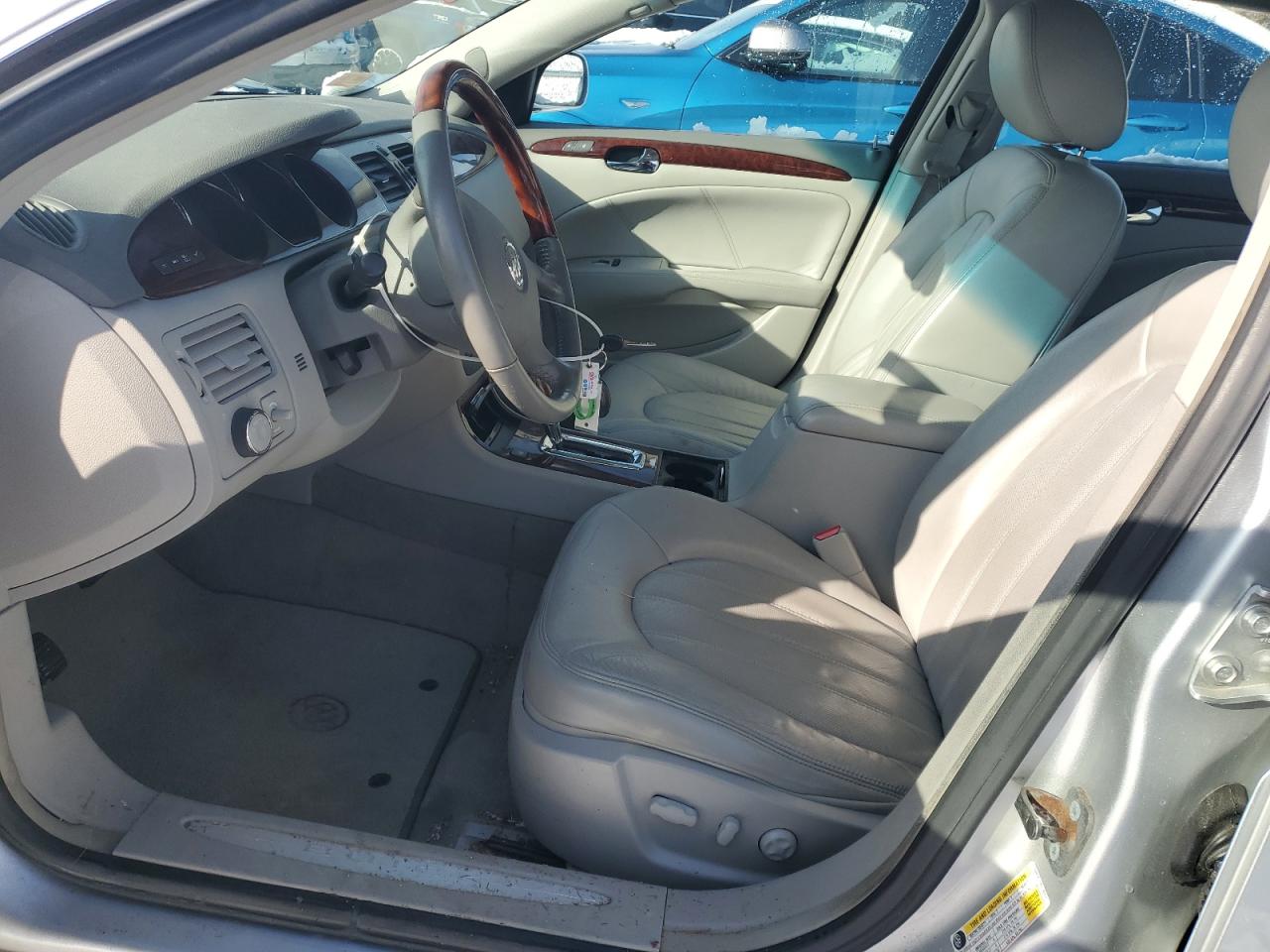 2009 Buick Lucerne - Image 7