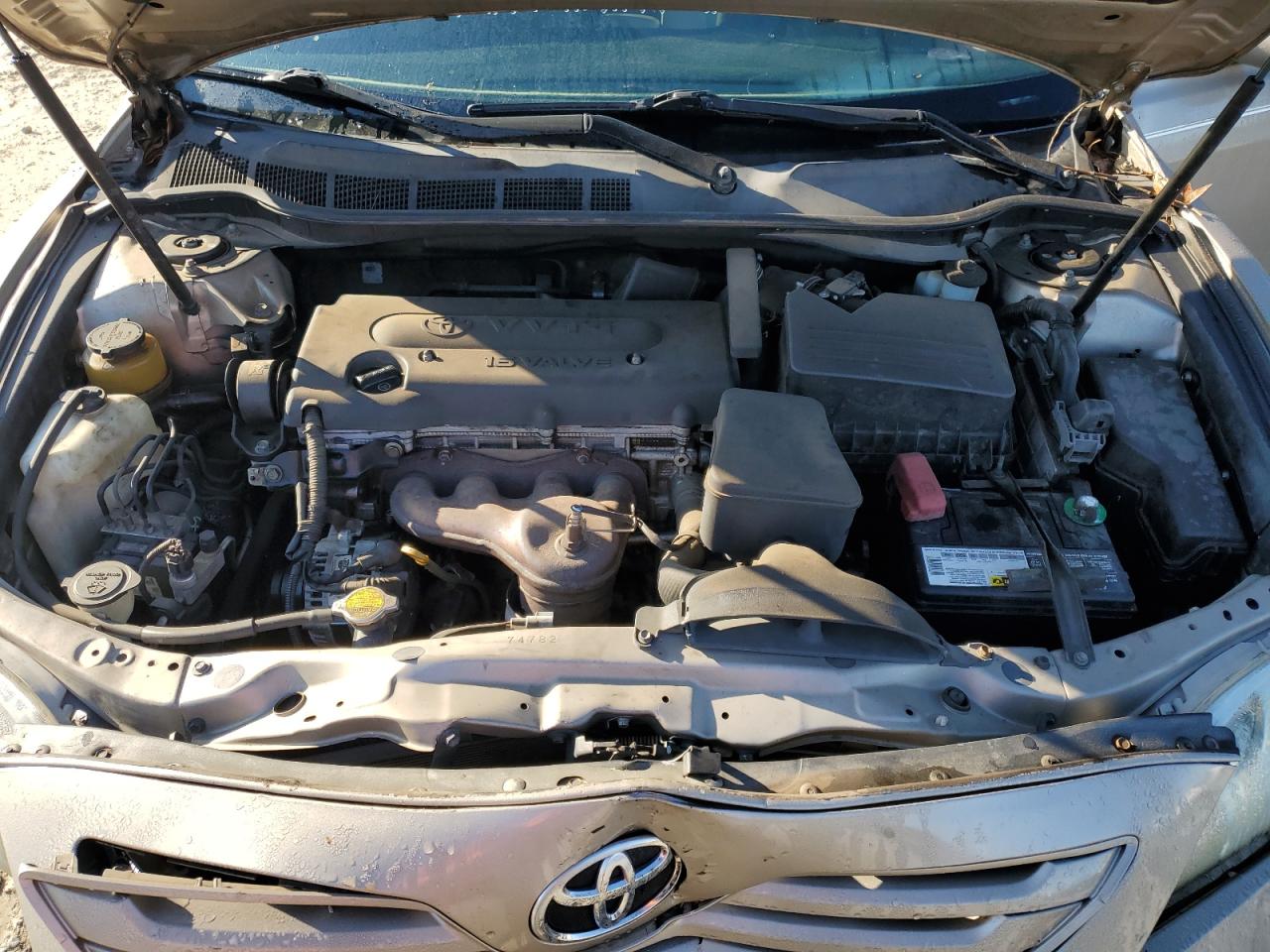 2009 Toyota Camry - Image 11