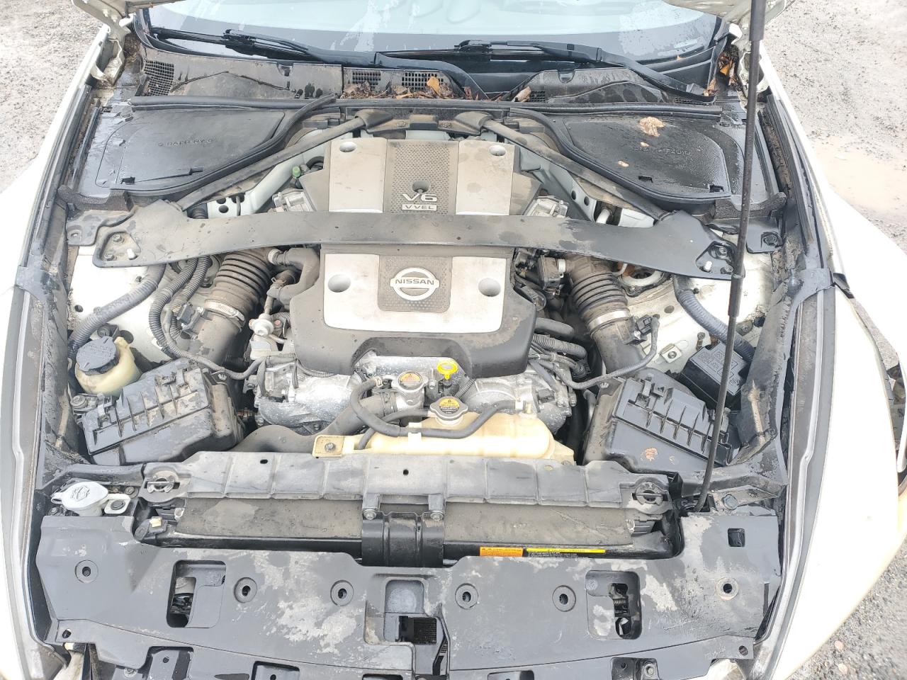 2012 Nissan 370Z - Image 11