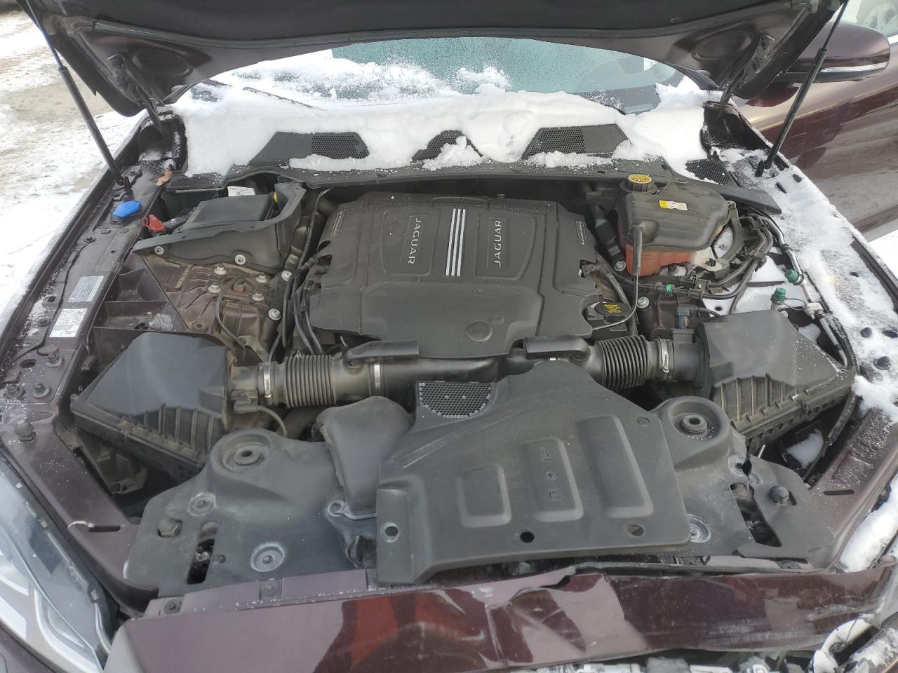 2017 Jaguar XJ - Image 11