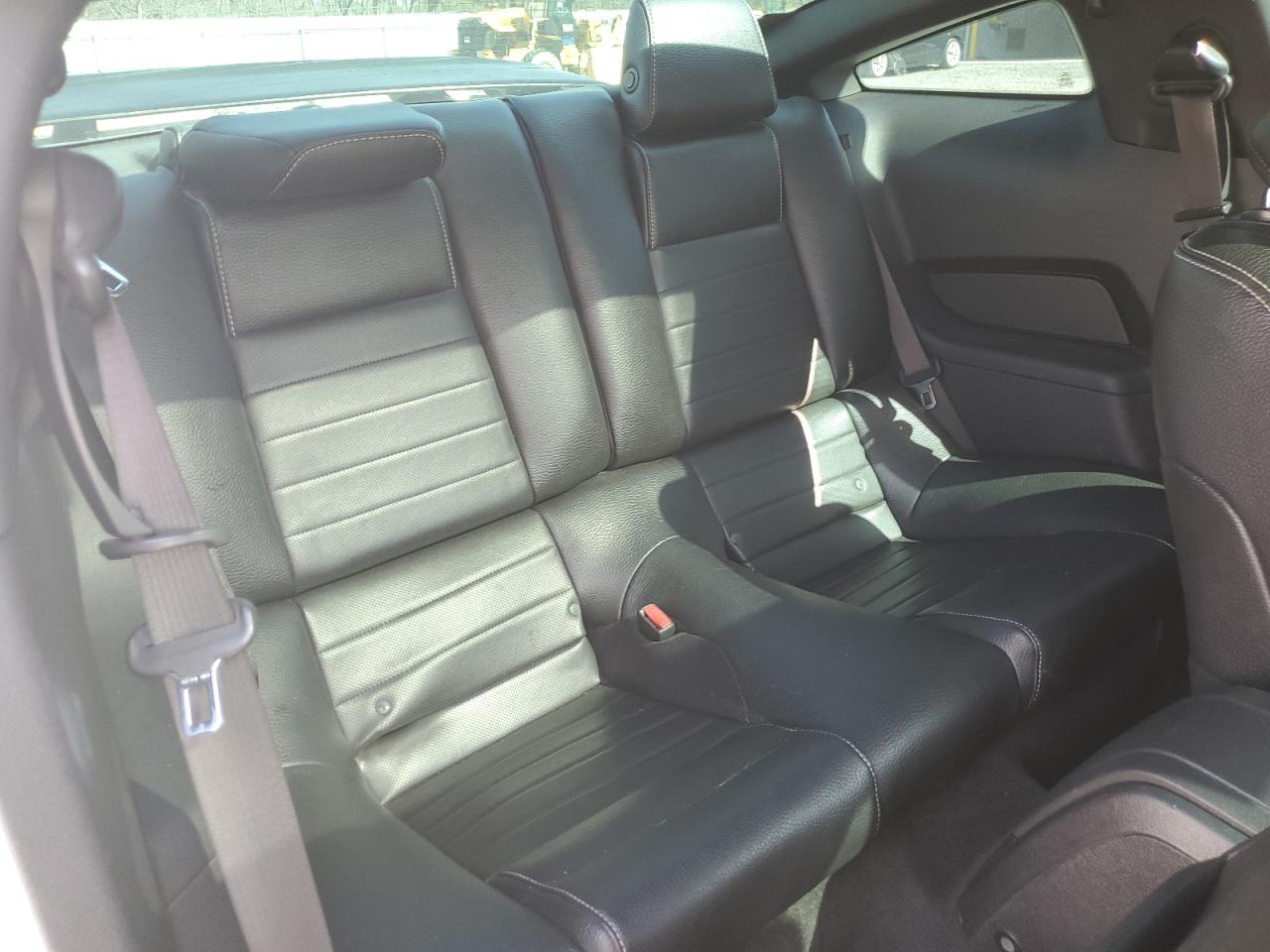 2012 Ford Mustang - Image 10