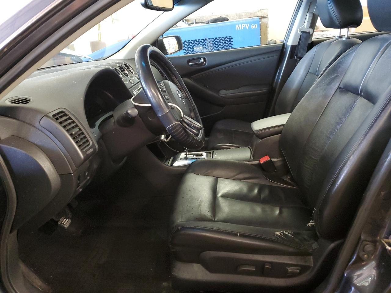 2010 Nissan Altima - Image 7
