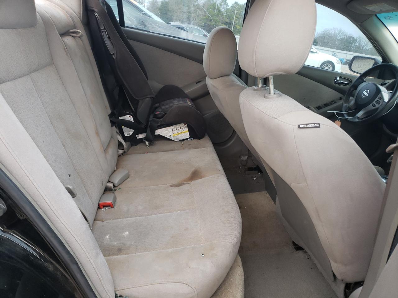 2011 Nissan Altima - Image 10