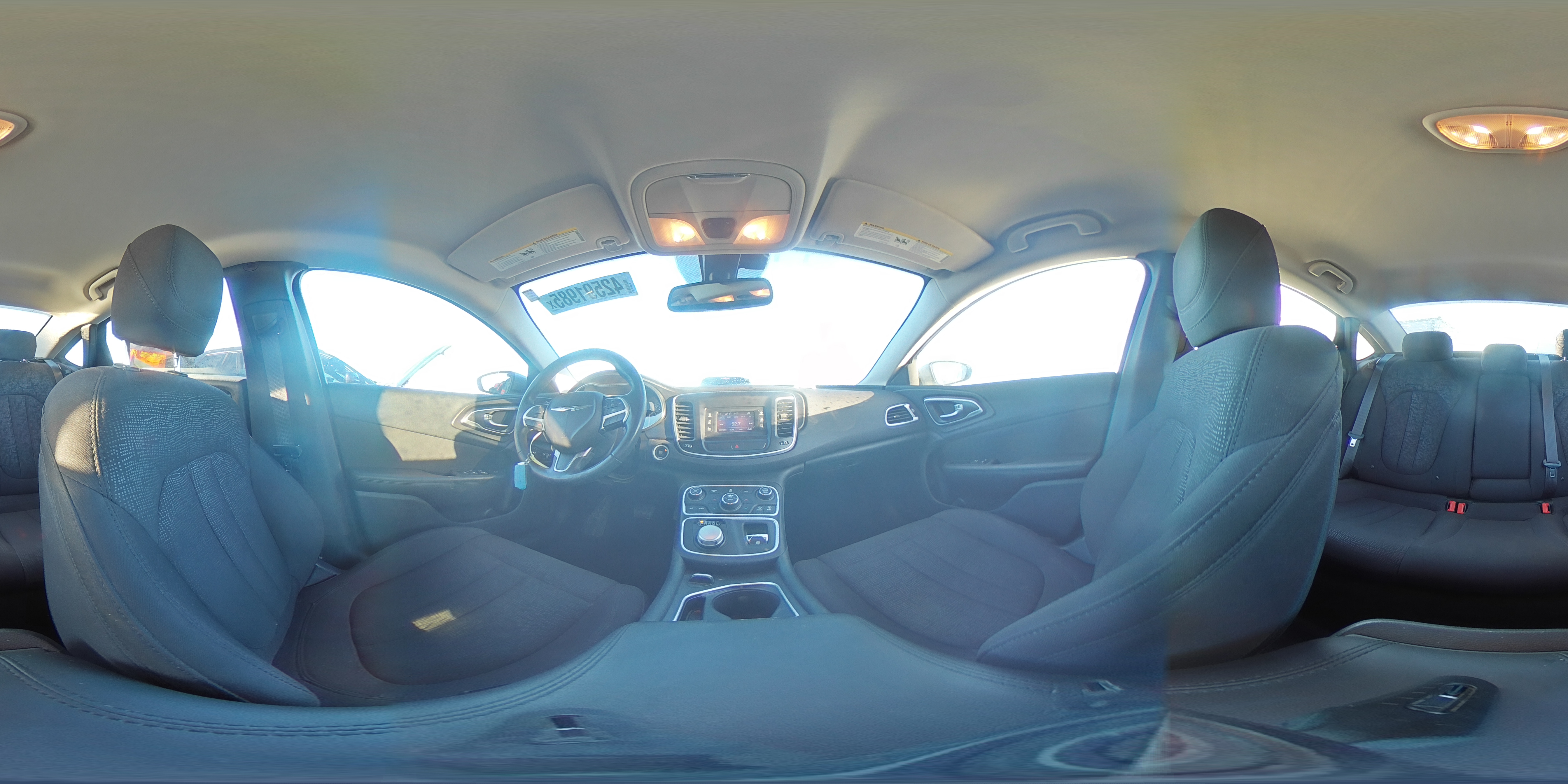 2016 Chrysler 200 - Image 15