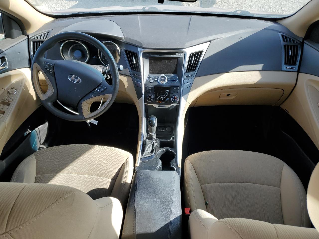 2011 Hyundai Sonata - Image 8