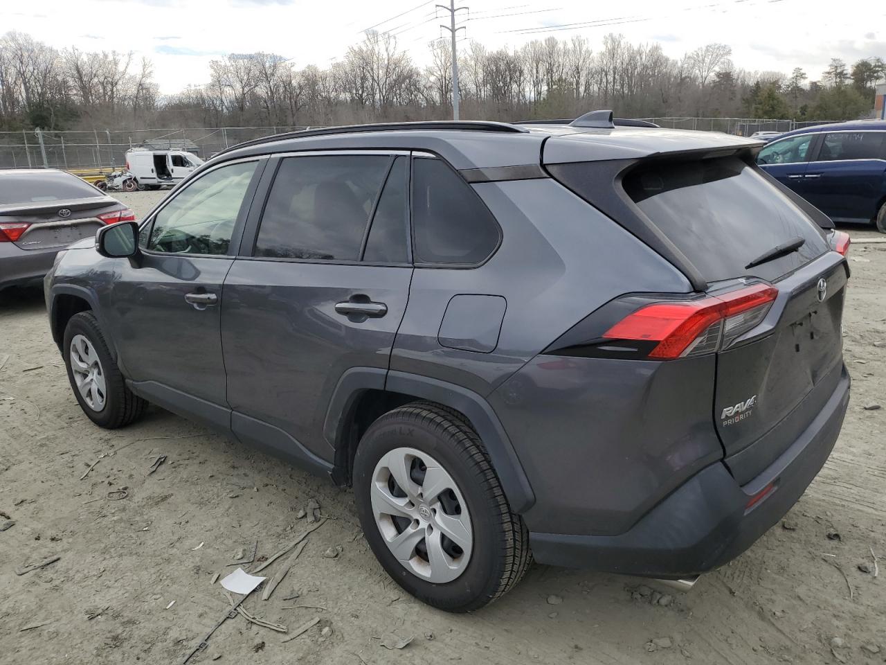 2019 Toyota RAV 4 - Image 2