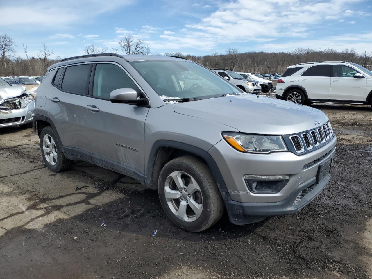 2019 Jeep Compass - Image 4