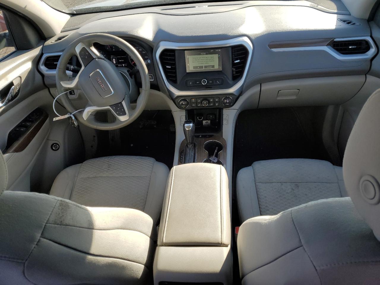2017 GMC Acadia - Image 8