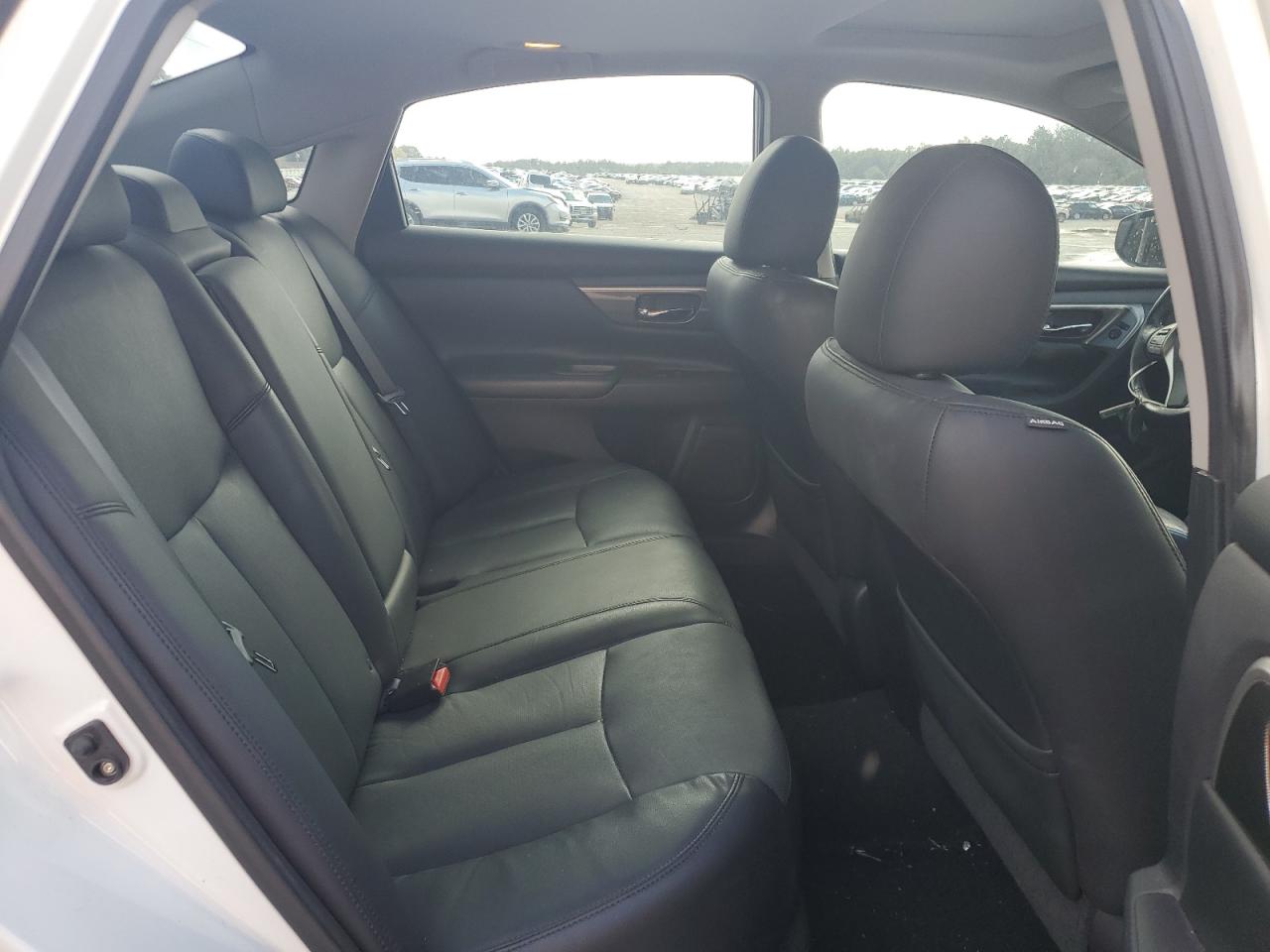 2014 Nissan Altima - Image 10