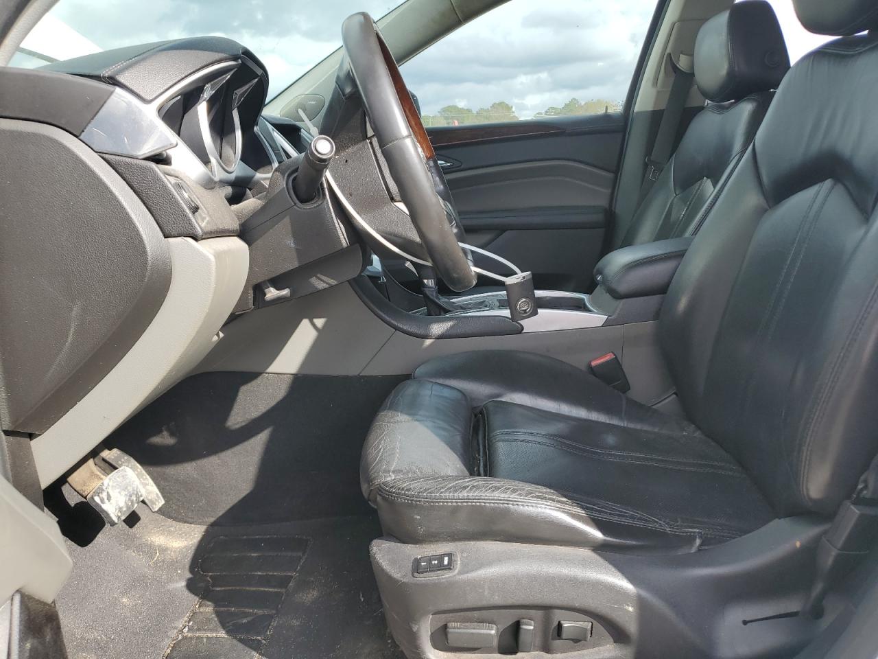 2010 Cadillac SRX - Image 7