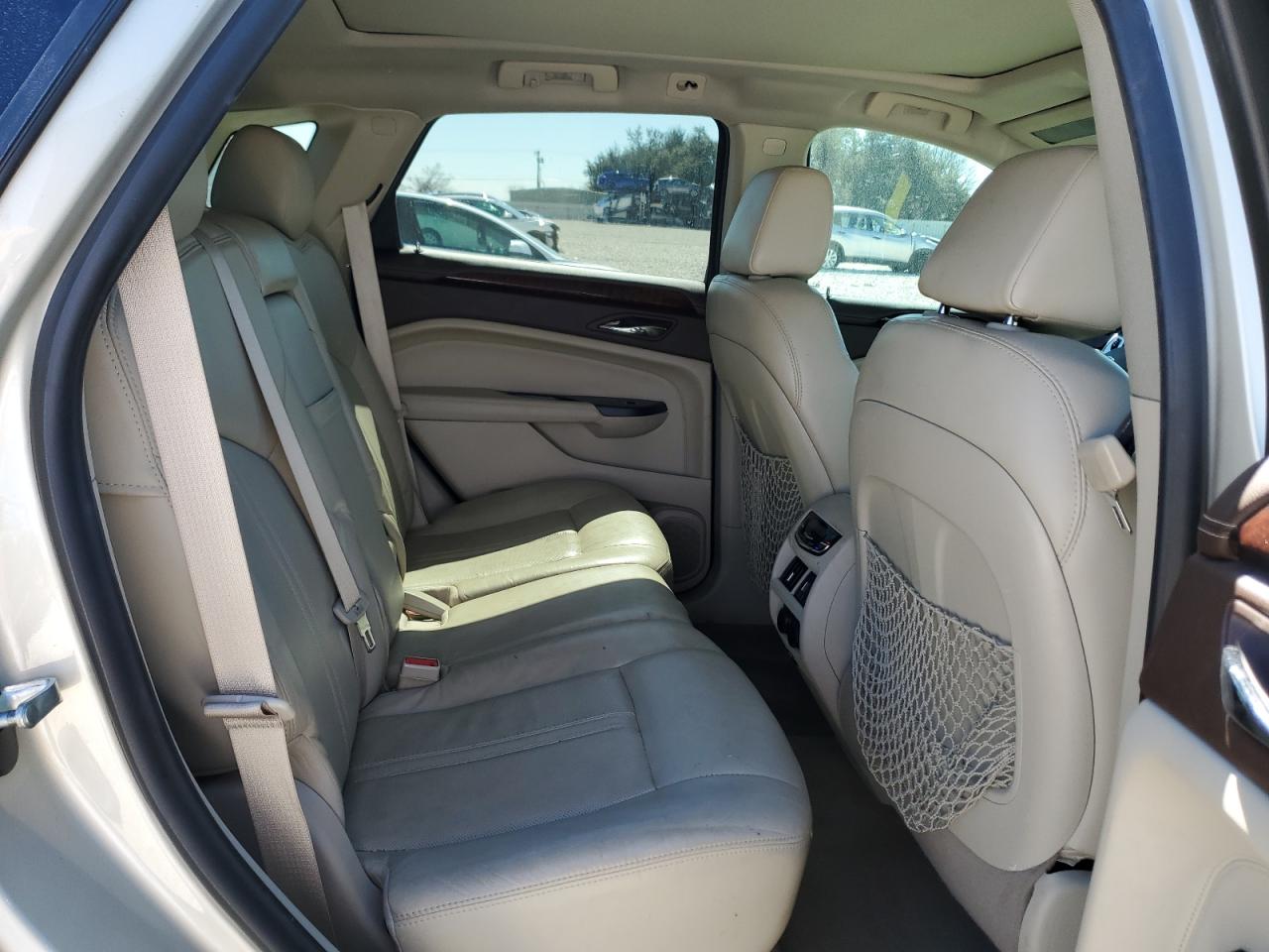 2015 Cadillac SRX - Image 11