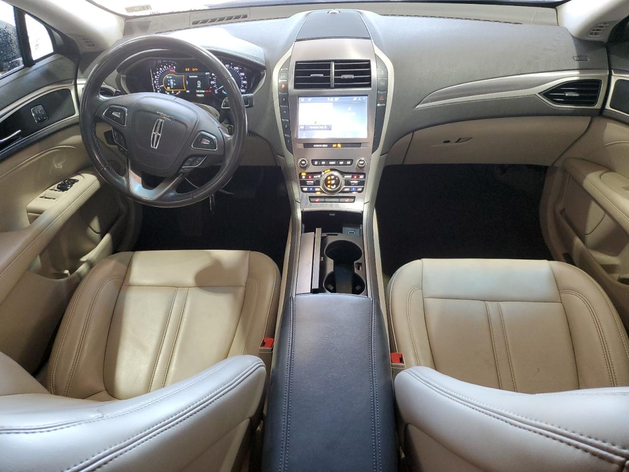2020 Lincoln MKZ - Image 8