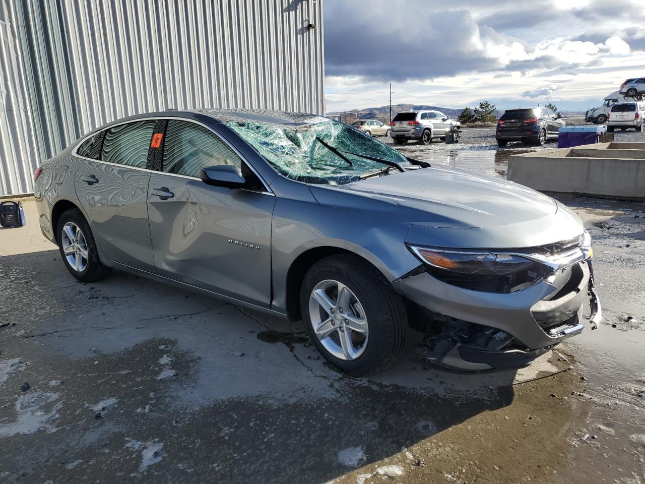 2023 Chevrolet Malibu - Image 4