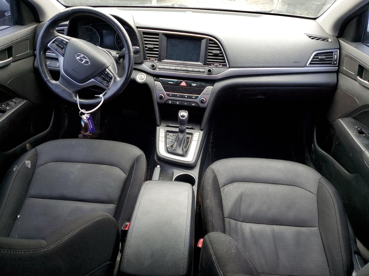 2017 Hyundai Elantra - Image 8