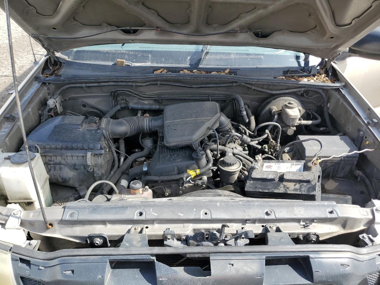 2005 Toyota Tacoma - Image 12