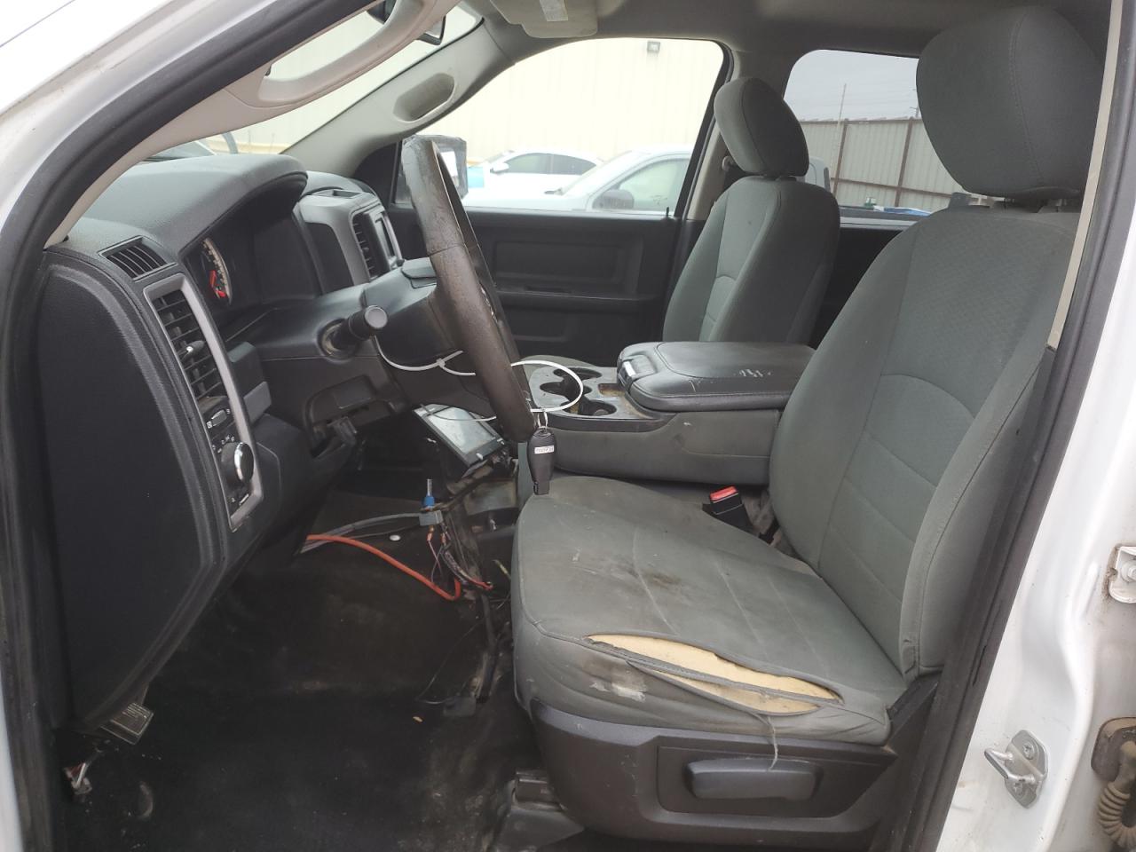 2016 RAM 1500 - Image 7