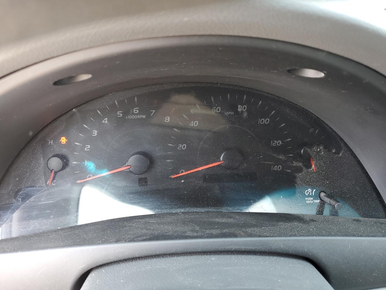 2011 Toyota Camry - Image 9