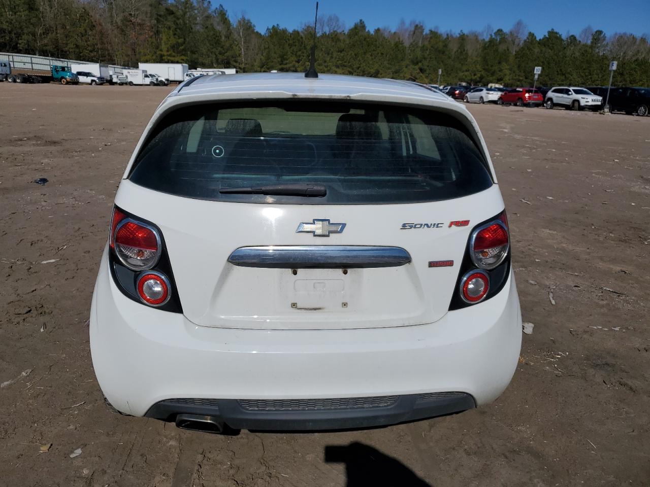 2013 Chevrolet Sonic - Image 6