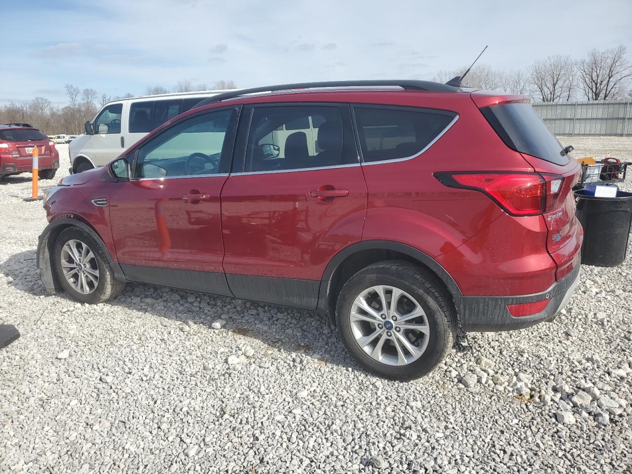 2019 Ford Escape - Image 2