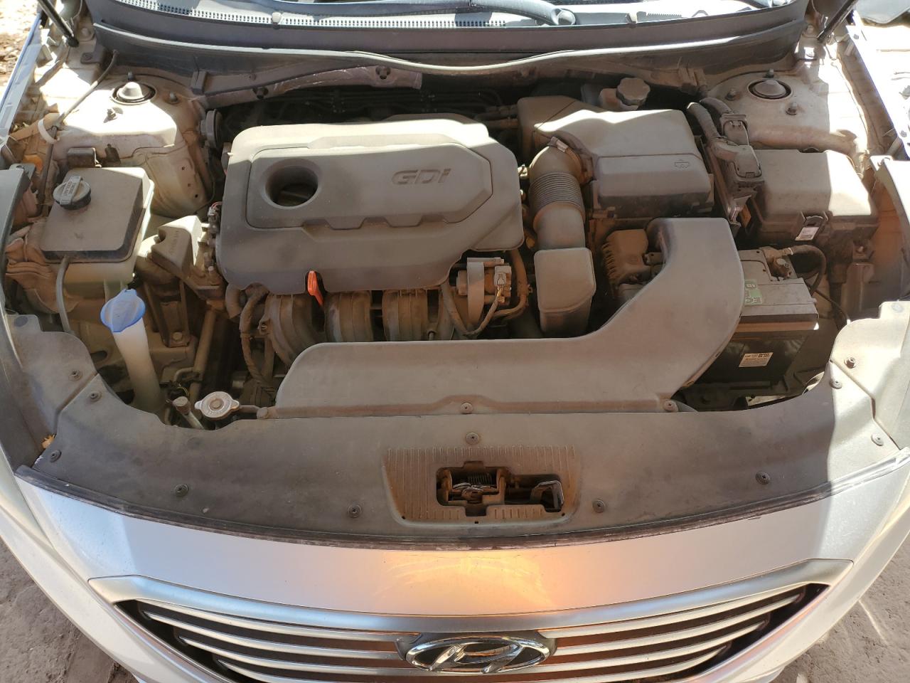 2015 Hyundai Sonata - Image 11