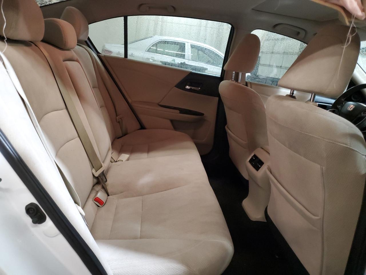 2015 Honda Accord - Image 10