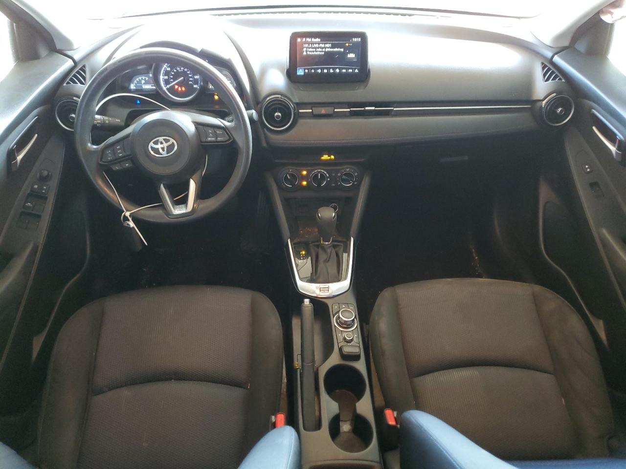 2019 Toyota Yaris - Image 8