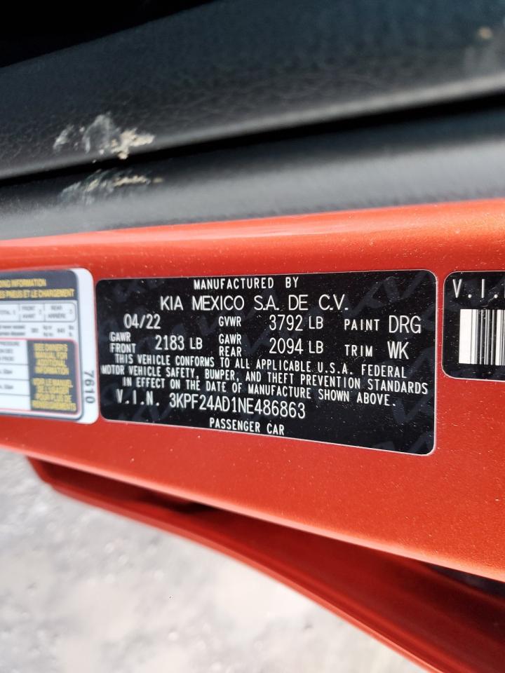 2022 Kia Forte - Image 12