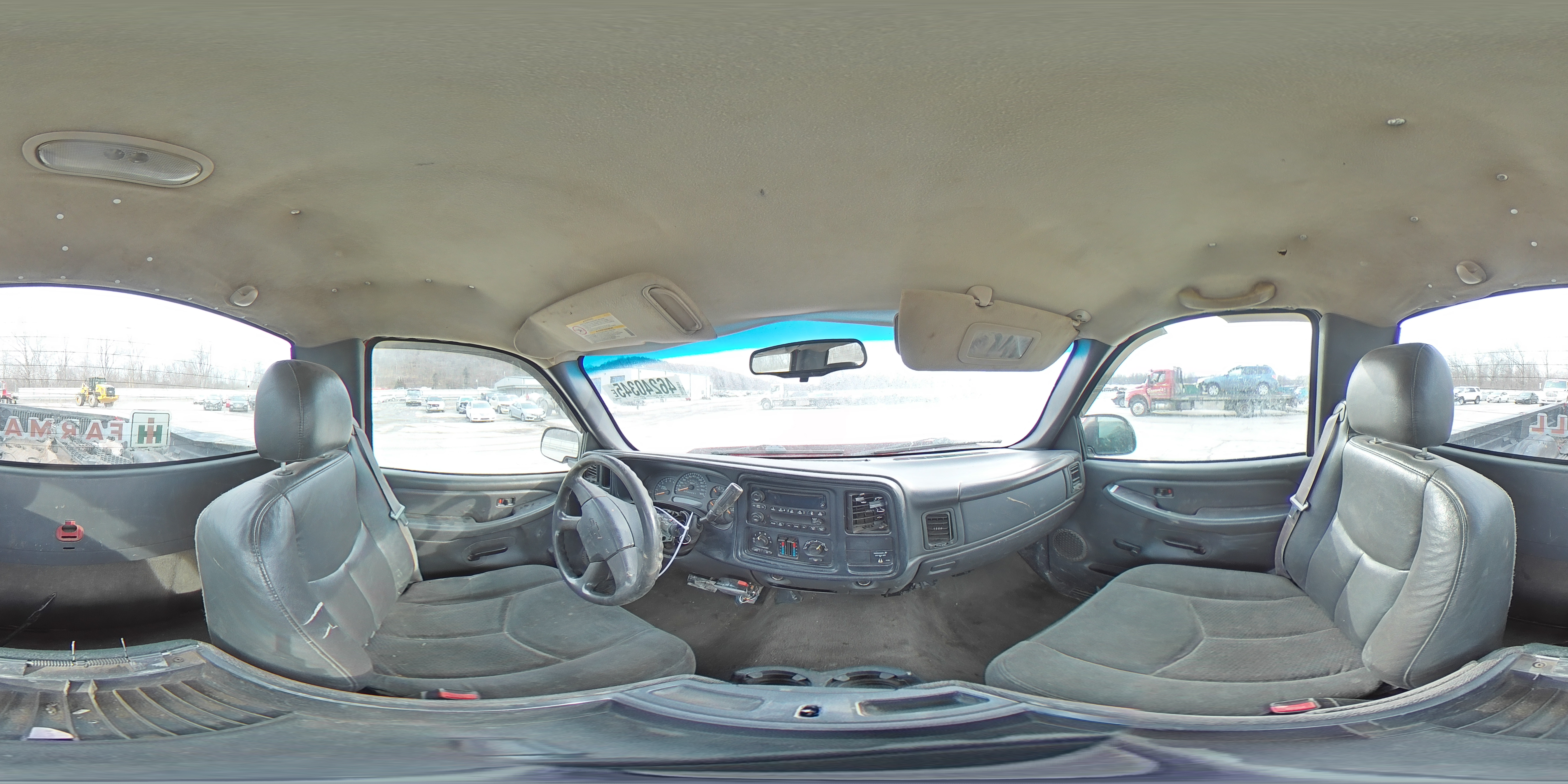 2006 Chevrolet Silverado - Image 13