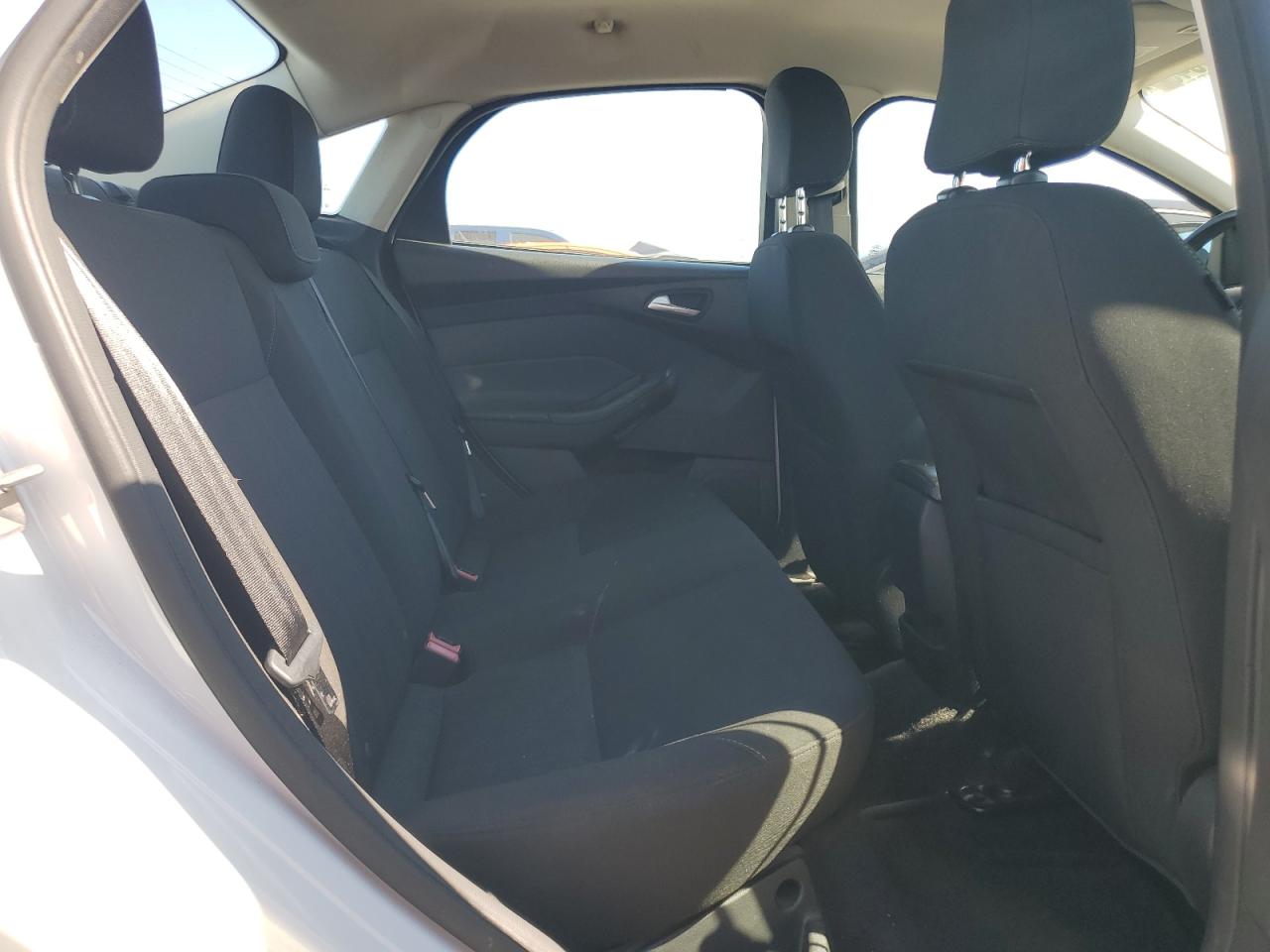 2015 Ford Focus - Image 10