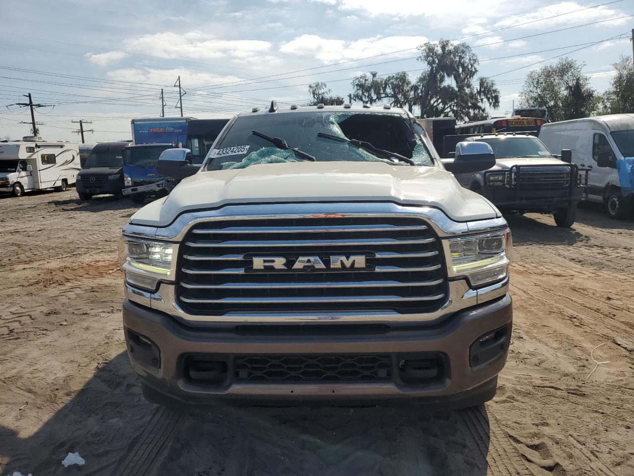 2021 RAM 3500 - Image 5