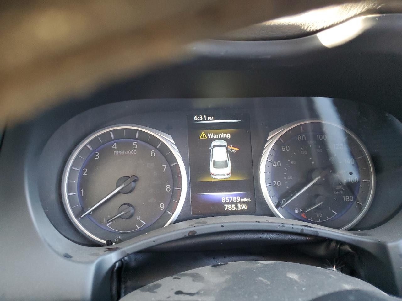 2017 Infiniti Q50 - Image 9