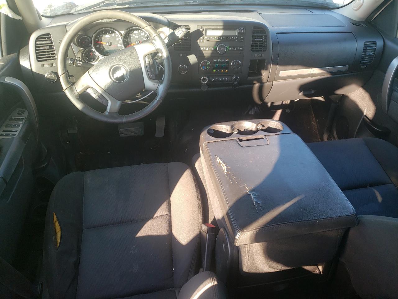 2013 Chevrolet Silverado - Image 8