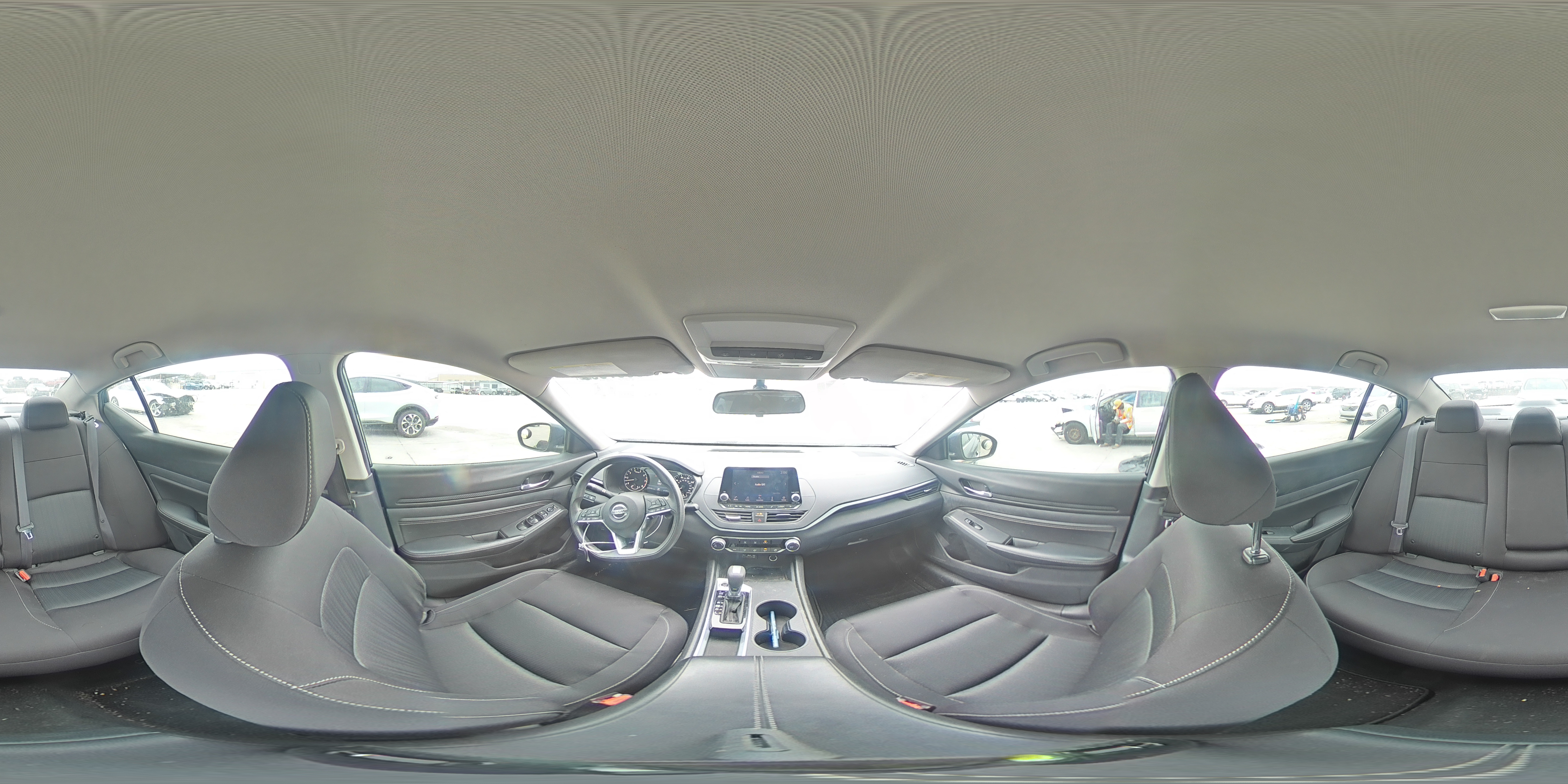 2019 Nissan Altima - Image 12