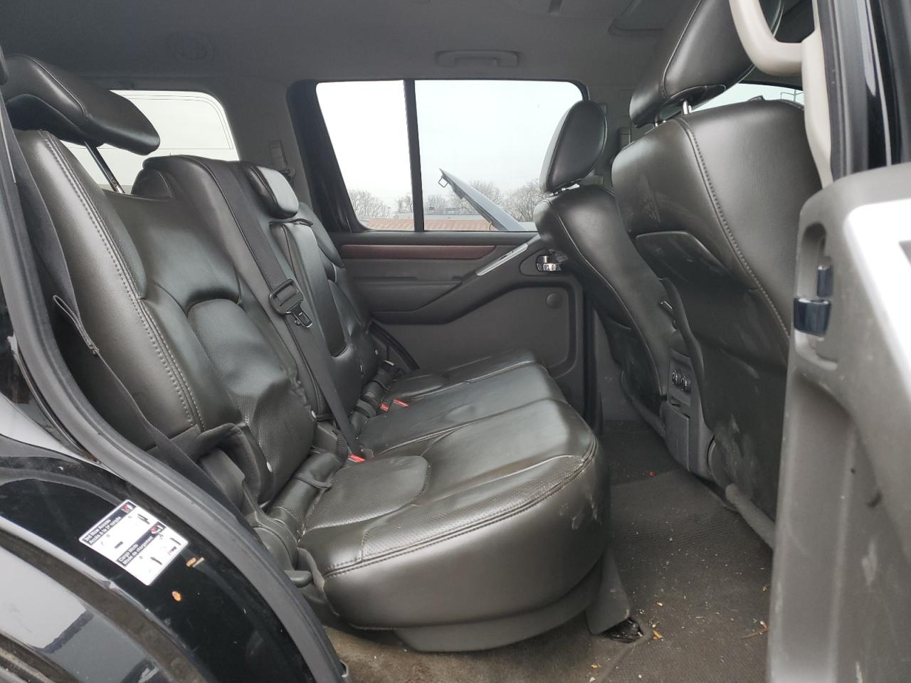 2010 Nissan Pathfinder - Image 11