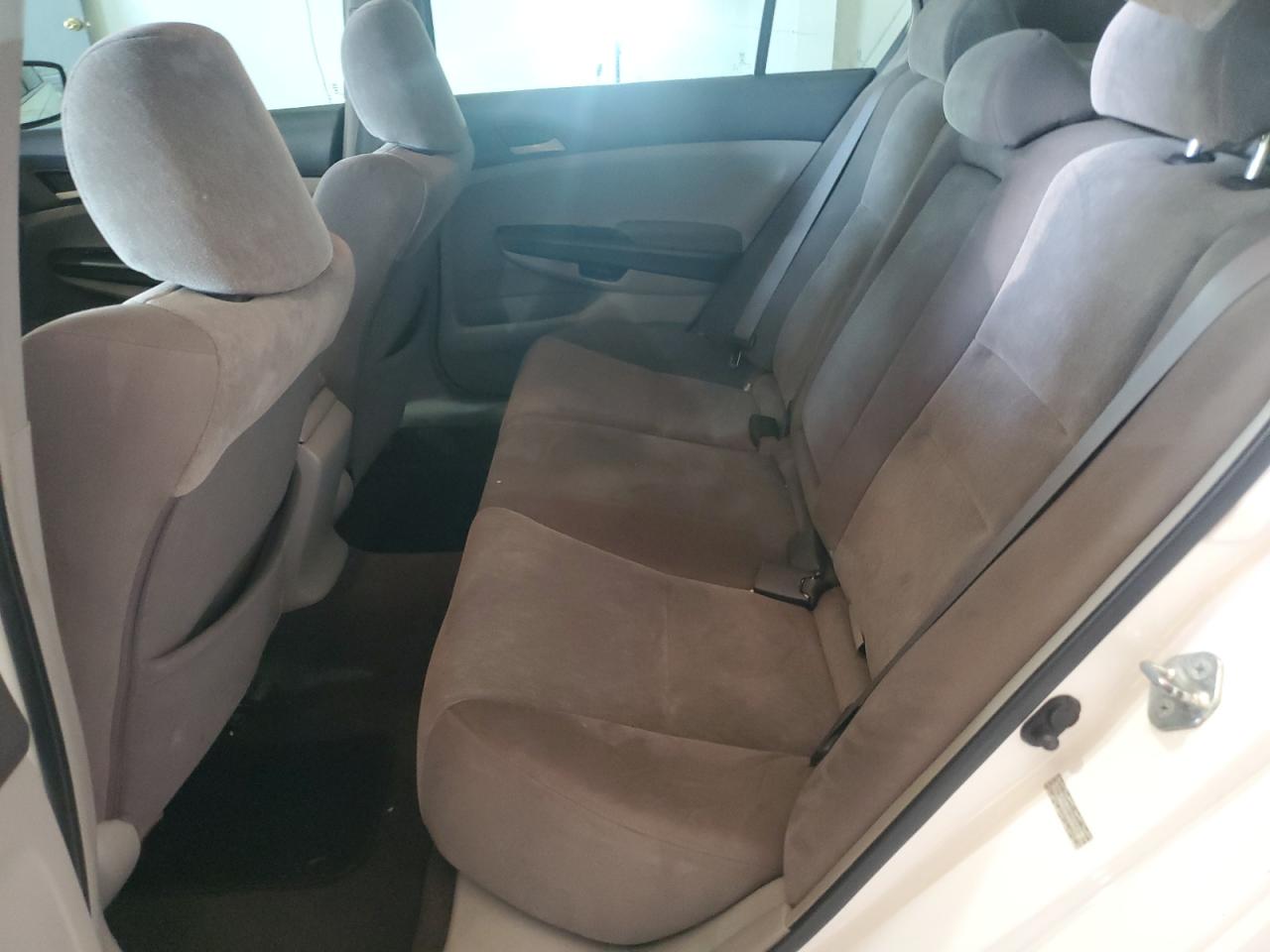 2009 Honda Accord - Image 10