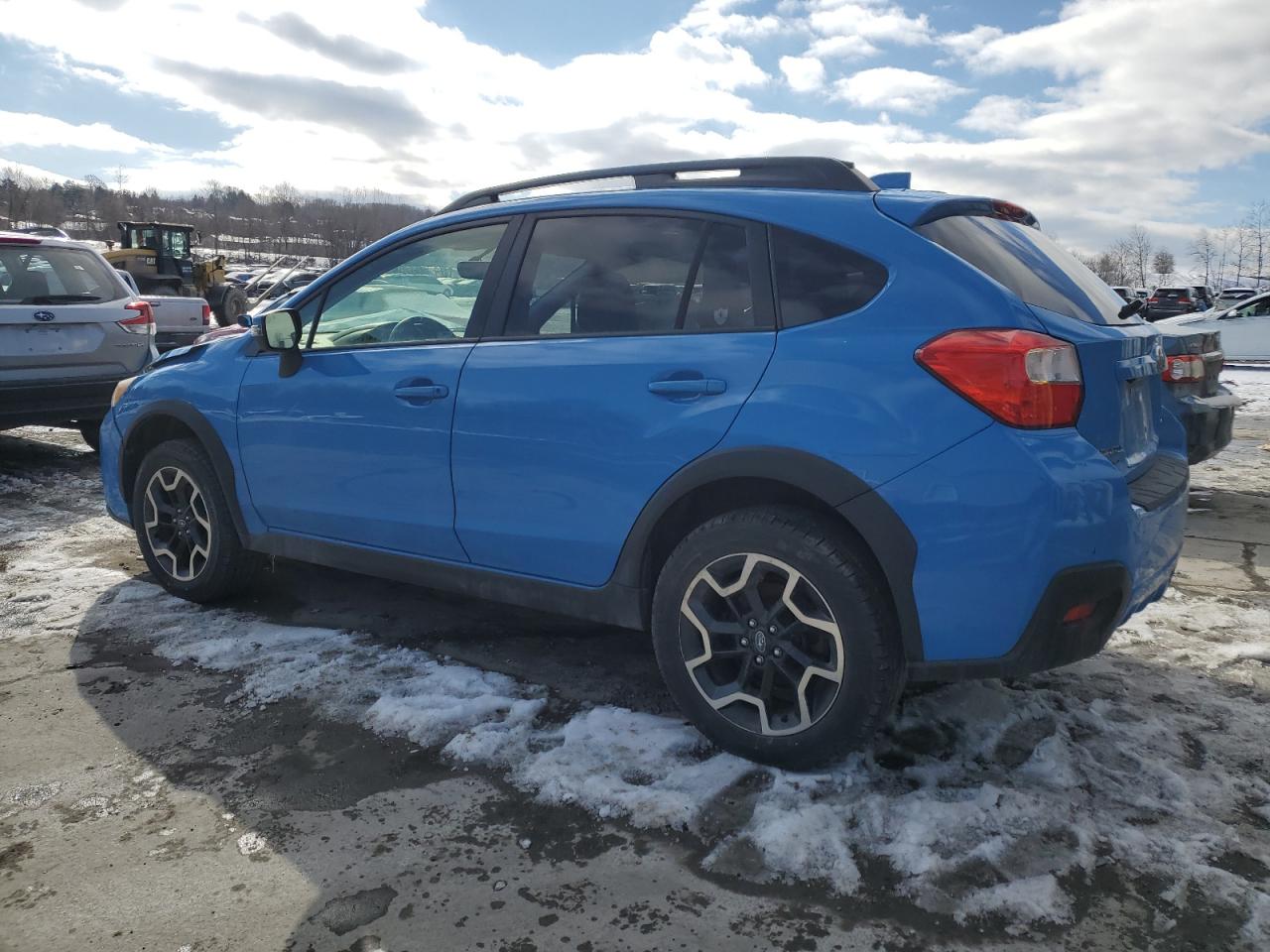 2017 Subaru XV - Image 2