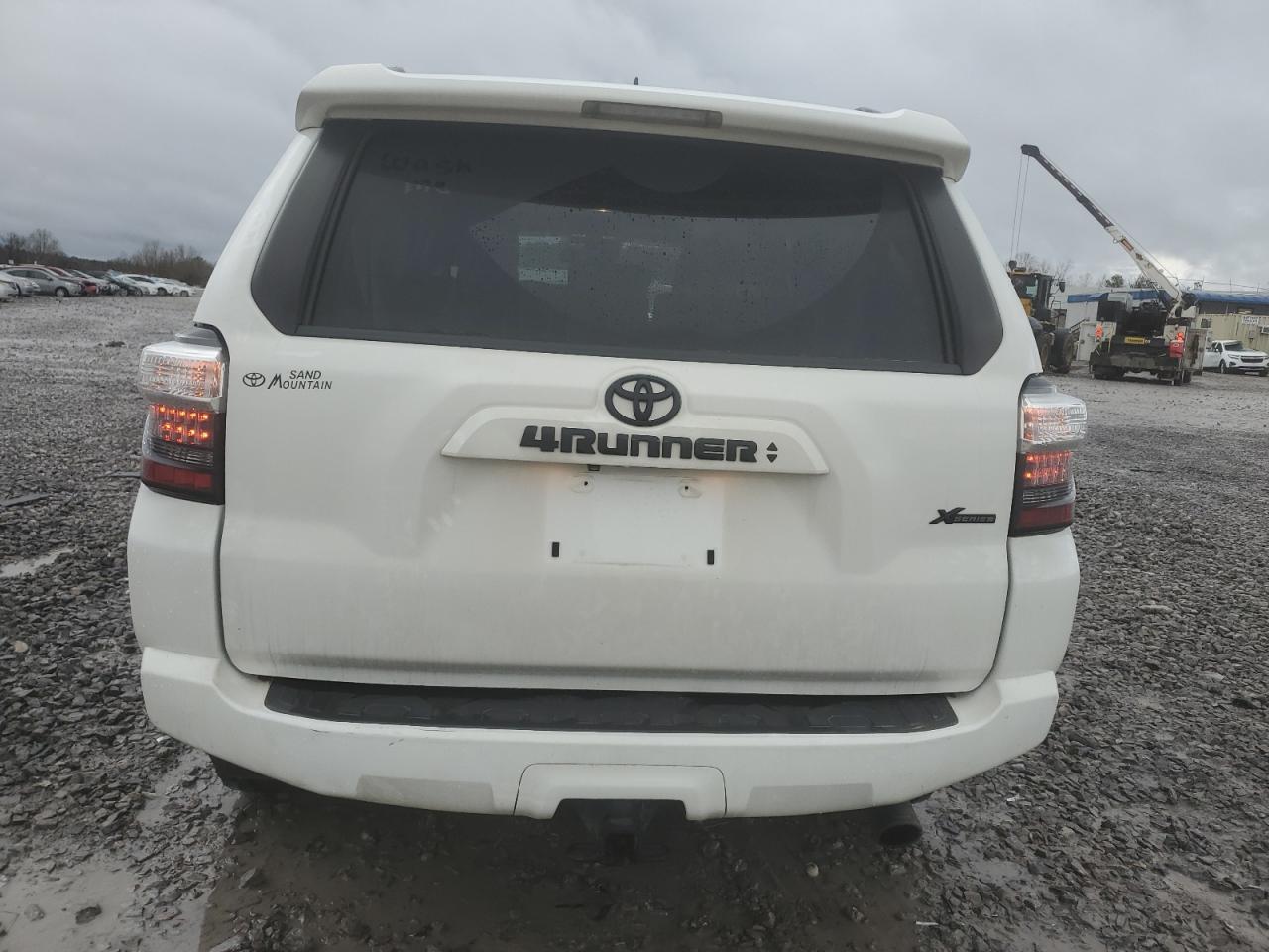 2020 Toyota 4Runner - Image 6